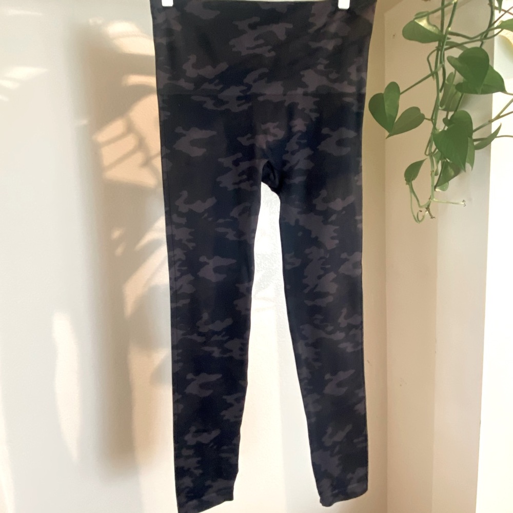 Spanx camo legging